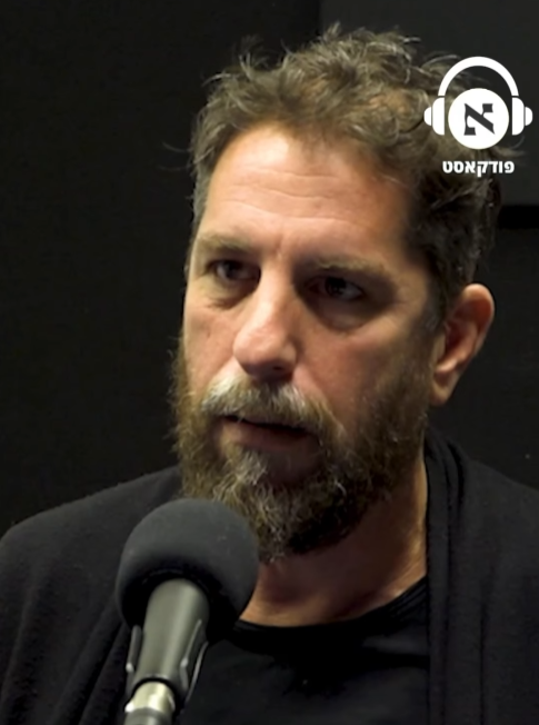 יניב קובוביץ', הכתב הצבאי של עיתון הארץ | צילום: אינסטגרם הארץ